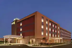 Home2 Suites by Hilton Lancaster, Ланкастер
