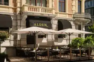 Alden Suite Hotel Splügenschloss Zurich, Цюрих