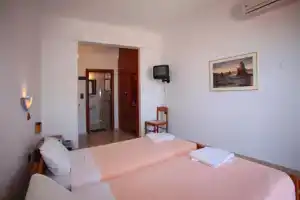 Denise Hotel, Скопелос