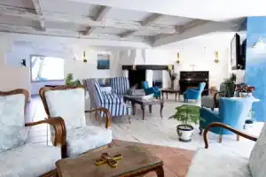 Flora Hotel, Гюмбет