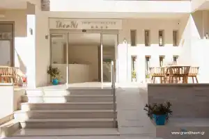 Grand Theoni Boutique Hotel & Spa, Василики
