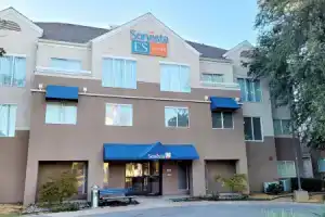 Отель «Sonesta Es Suites Dallas Medical Market Center», Даллас
