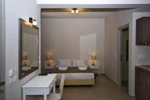 Апартаменты «Alafouzos Studios &», Камари