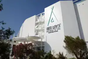 Nikki Beach Resort & Spa, Порто-Хели