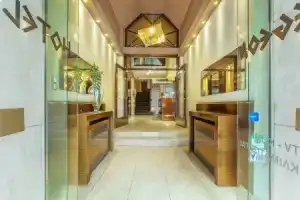 Aegeon Hotel, Салоники