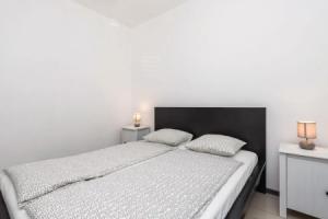 Beautiful Home in Mandre With Wifi and 1 Bedrooms, Mandre