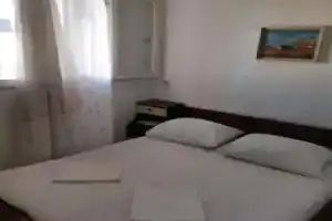 Studio Apartment With sea View, Комижа