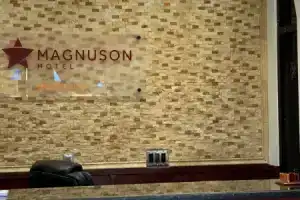 Magnuson Hotel Bradenton, Брадентон