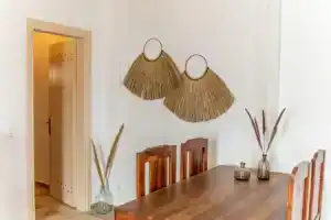 Vacay Suites, Фира