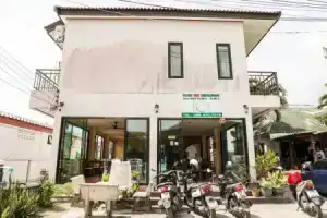 Oyo 365 Family Bungalow, Чалонг