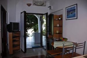 Maestro - 30m From the Beach & Parking - A1, Zubovići