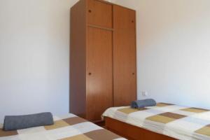 Cosy Apartment "elena" Near Center, Новаля