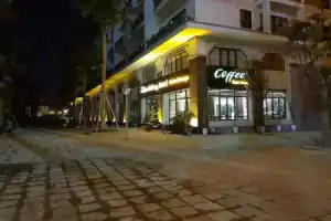 Helenhalong Hotel, Халонг