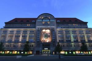 Rooms & Apartment near Zoologischen Garten, Берлин