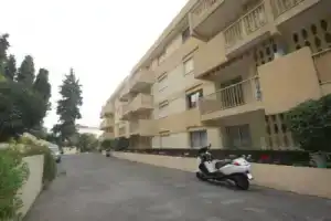 Appartement Menton, 2 pièces, 4 personnes - FR-1-196-203, Ментона