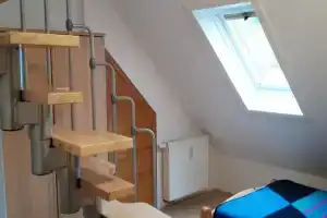 Villa Goldbrunnen Ferienwohnung 3, Бад-Эльстер