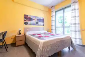 Casa Livio - Rooms and studios, Комо