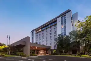 Embassy Suites by Hilton Nashville Airport, Нэшвилл