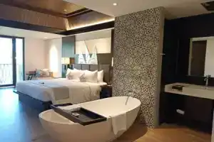 The Vira Bali Boutique Hotel & Suite, Кута