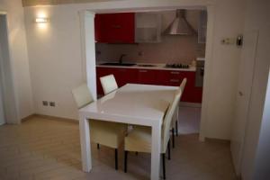 Apartment- LaMarsala, Монополи