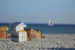 With Beach Chair & Sea..., Грёмиц
