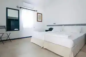 Marphe Hotel, Датча