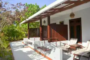 Holiday Village Retreat, Юкулхас