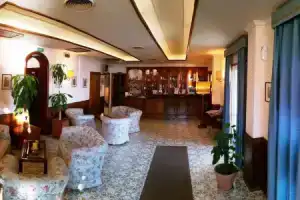 Hotel «Mega Mare», Вико-Экуенсе