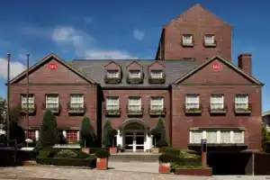 Kobe Kitano Hotel, Кобе