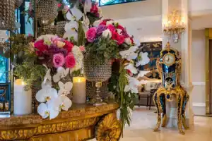 Beverly Hills Plaza Hotel & Spa, Лос-Анджелес