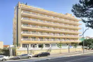 Hotel «Catalonia», Калелья