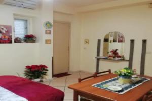 Enzo&Mary's Apartment, Сиракуза