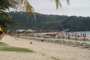 Sutra Beachfront Boutique Hotel, Патонг
