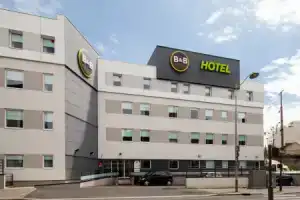 b&b hôTel Reims Centre Gare, Реймс