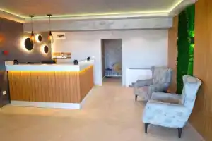 Paradise Hotel & Relax Center, Поморие