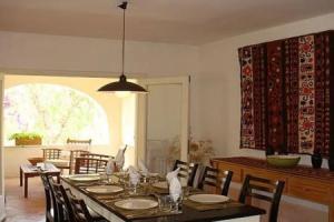 Bay Tree House, Ялыкавак