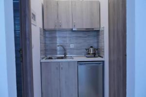 Koukounari Studios, Неос Мармарас