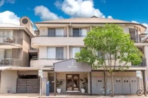 Byron Bay Hotel and Apartments, Байрон-Бей