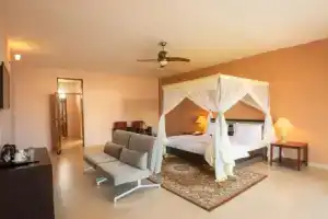 Отель «Azao & Spa», Понгве