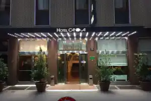 Canova Hotel, Милан