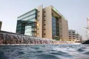 Отель «Ibis Styles Dubai Jumeira», Дубай