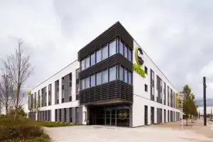 b&b hôTel Reims Bezannes, Реймс
