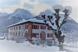 Hotel «Filli», Скуоль