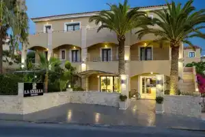 Апарт-отель «La Stella Suites», Аделианос-Кампос