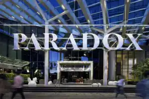 Отель «Paradox», Ванкувер