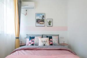 Xi'an Beilin·Small Goose Tower· Locals Apartment 00152240, Сиань