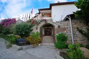 Villa Anfora, Датча