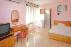 Family Hotel Flora, Несебр