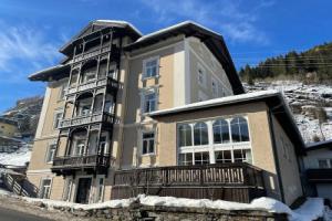 Stunning Holiday Home in Bad Gastein with Sauna, Бад-Гаштайн