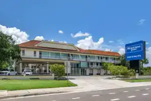 Отель «Rodeway Inn Central Beach», Клируотер